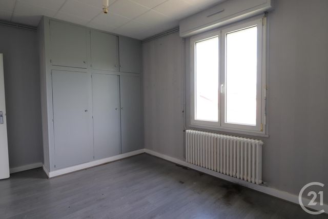 Appartement T4 à vendre - 4 pièces - 91.83 m2 - VESOUL - 70 - FRANCHE-COMTE - Century 21 Est Agence Appartement T4 à vendre - 4 pièces - 91.83 m2 - VESOUL - 70 - FRANCHE-COMTE - Century 21 Est Agence