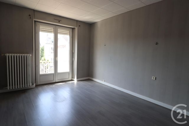 Appartement T4 à vendre - 4 pièces - 91.83 m2 - VESOUL - 70 - FRANCHE-COMTE - Century 21 Est Agence Appartement T4 à vendre - 4 pièces - 91.83 m2 - VESOUL - 70 - FRANCHE-COMTE - Century 21 Est Agence