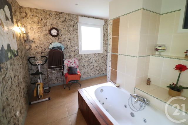 Afficher la photo en grand maison à vendre - 10 pièces - 257.26 m2 - VESOUL - 70 - FRANCHE-COMTE - Century 21 Est Agence