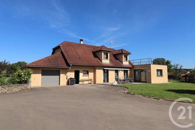 Afficher la photo en grand maison à vendre - 8 pièces - 163.68 m2 - COMBEAUFONTAINE - 70 - FRANCHE-COMTE - Century 21 Est Agence