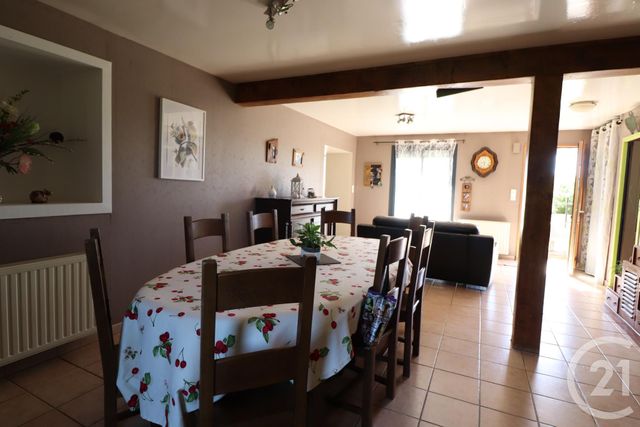 Afficher la photo en grand maison à vendre - 8 pièces - 163.68 m2 - COMBEAUFONTAINE - 70 - FRANCHE-COMTE - Century 21 Est Agence