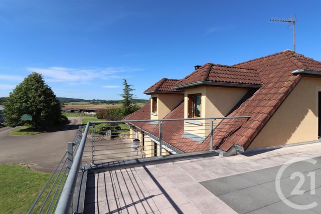 Afficher la photo en grand maison à vendre - 8 pièces - 163.68 m2 - COMBEAUFONTAINE - 70 - FRANCHE-COMTE - Century 21 Est Agence