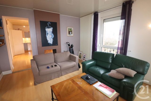 Appartement F5 à vendre - 5 pièces - 104.24 m2 - VESOUL - 70 - FRANCHE-COMTE - Century 21 Est Agence